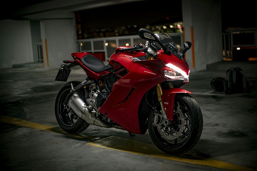 Una moto